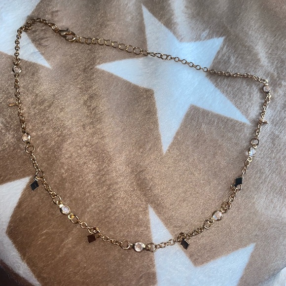 Jewelry box clearance: An assortment of bracelets and necklaces! - Picture 6 of 8